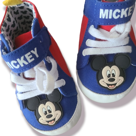 Mickey Mouse Infant Shoes - Picture 4 of 8